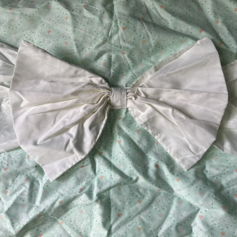 Frank & Lulu Pillow Sham Coquette Cottagecore Soft‎ Green Polka Dot Bow Decor